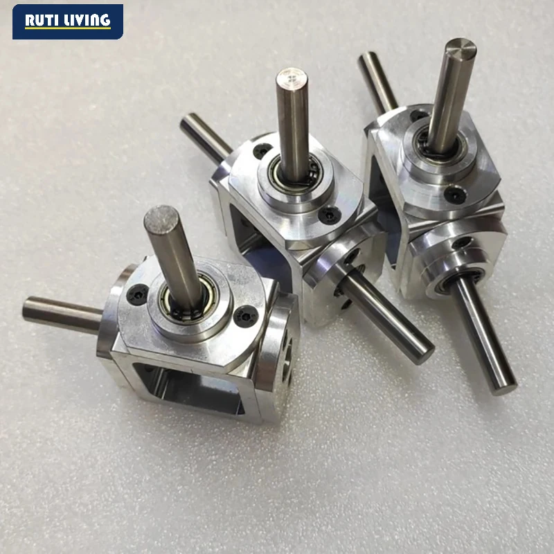Right Angle Transmission 1M 20T Bevel Gearbox T-Type Cross 90 Degree Commutator Ratio 1:1 Output Shaft Diameter 6MM Load 20KG
