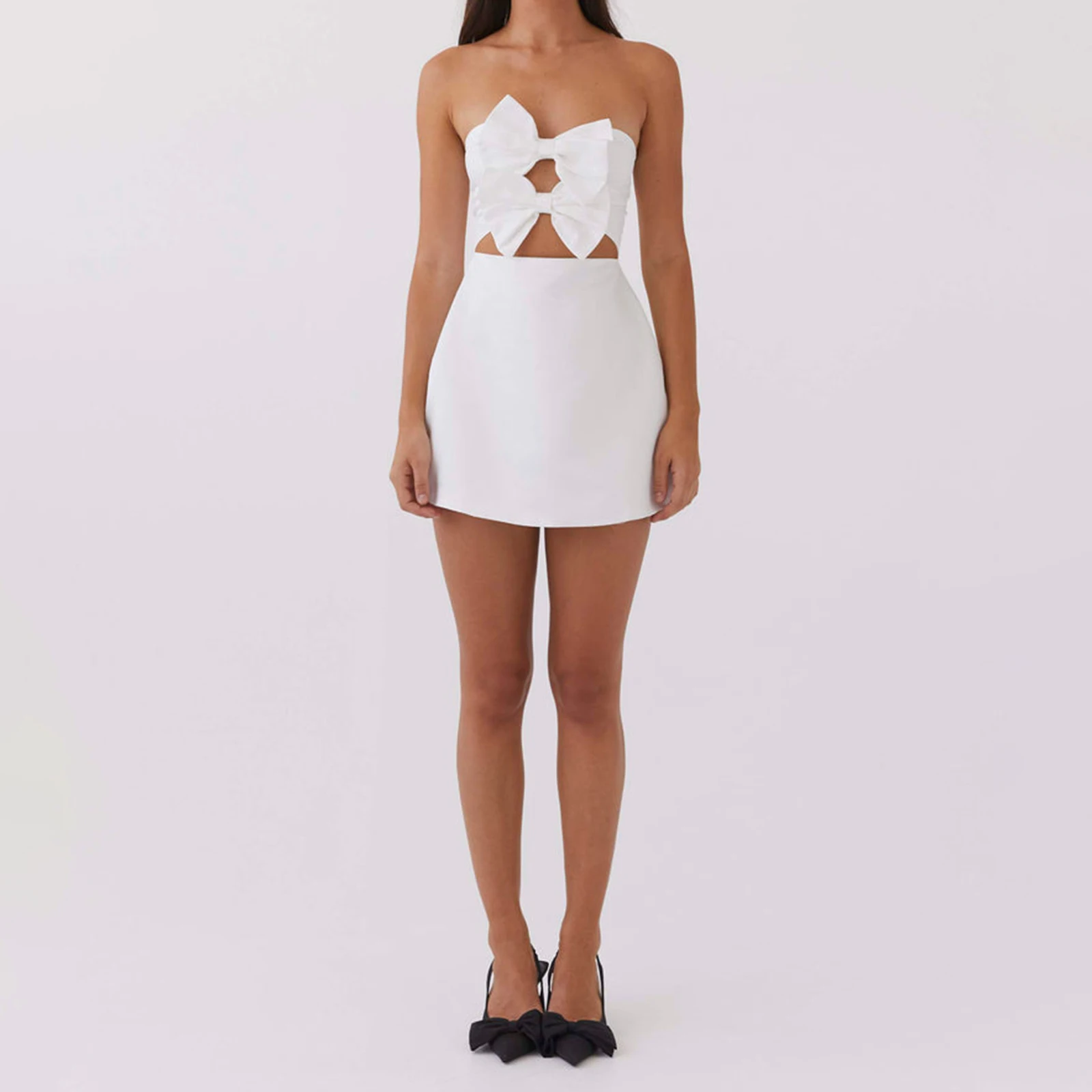 Abito tubino senza spalline da donna di nuova moda Mini abito senza schienale con ritaglio elegante con fiocco per cocktail party Beach Streetwear SML