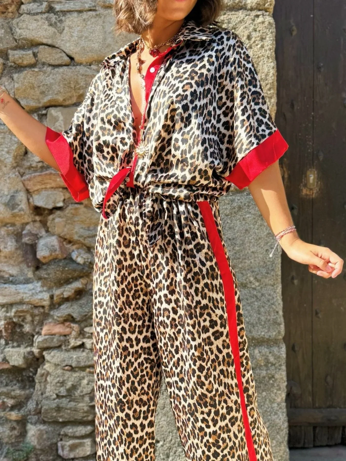 

Plus Size Women's Leopard Print Loose Comfortable Short Sleeve & Pants Set