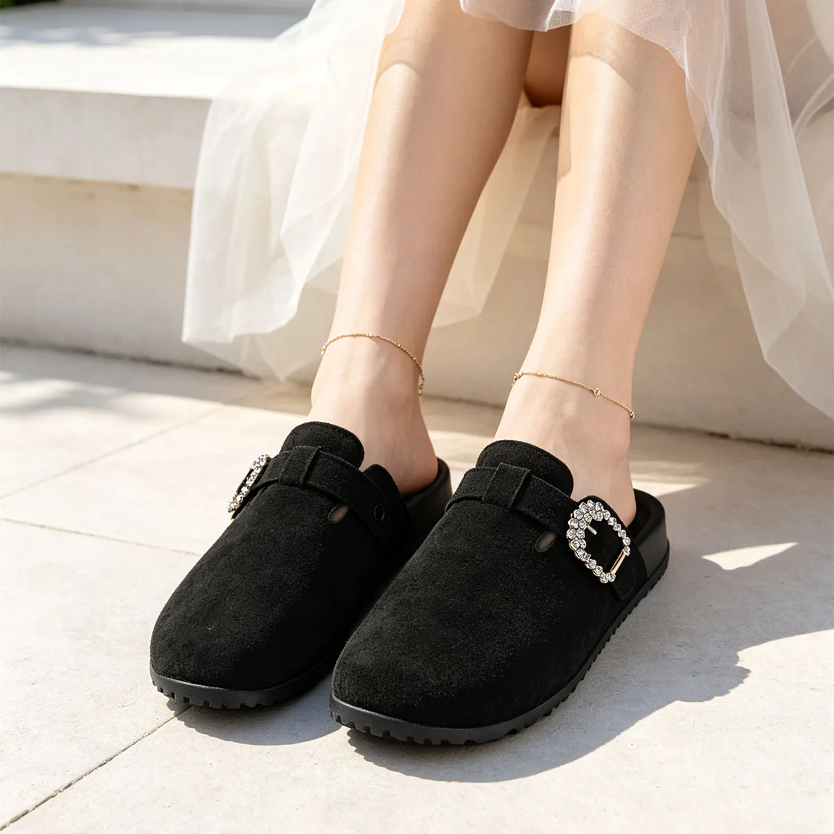 Women Large Size Closed Toe Mules Adjustable Buckle Slip‑on Slippers Ladies Casual Daily Flat Slides For Outdoor Walking