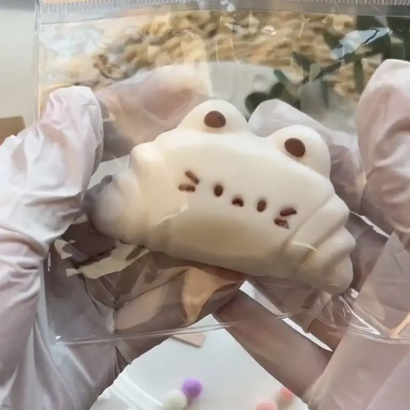 Funny Croissant Cat Croissant Squeeze Toy Slow Rebound Kneading Cartoon Fidget Toy 3DPaw Pinch Toy Children Good-looking