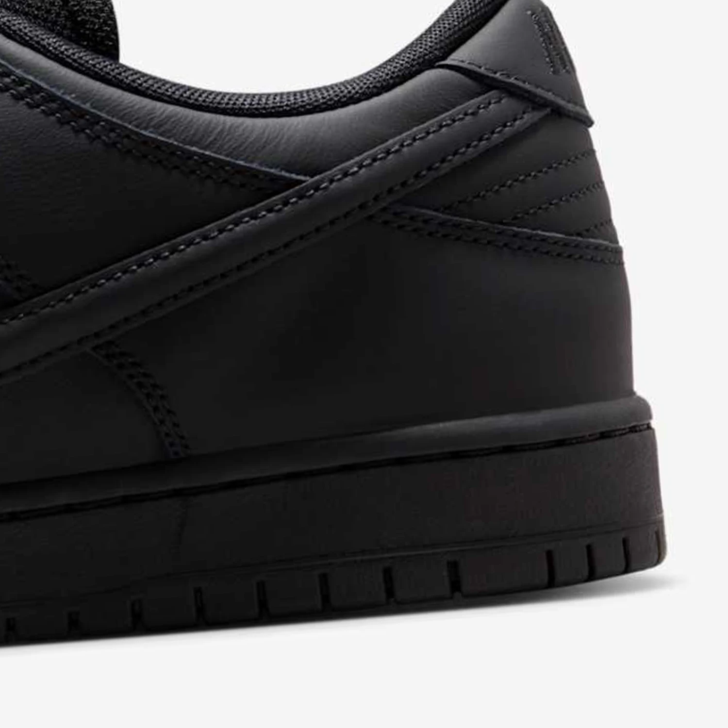Nike genuine Dunk SB men's and women's lace up simple breathable daily board shoes FJ1674-001