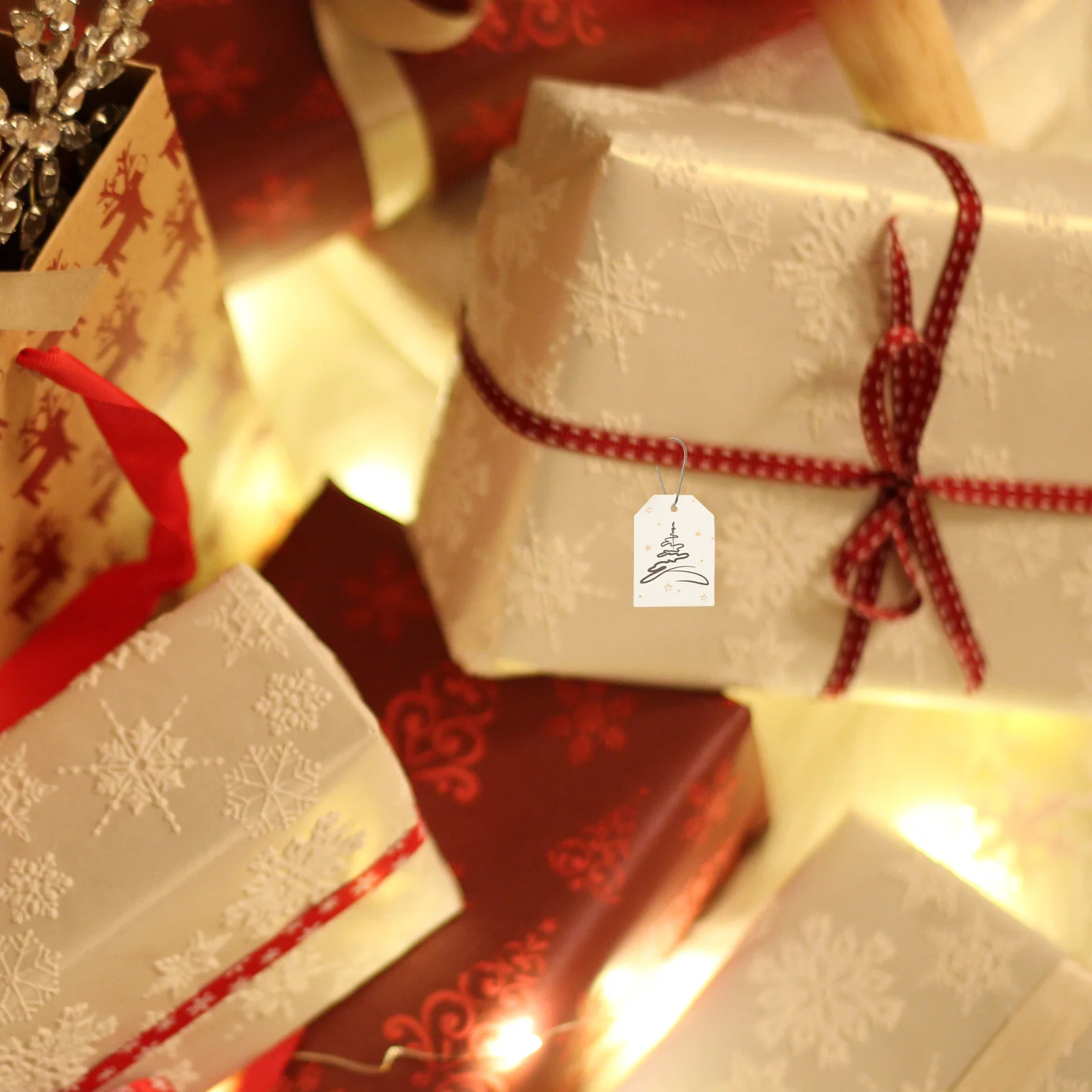 

200pcs Christmas Cards Hanging Tags For Gift Wrapping Labels Party Favors Xmas Tree Decor Diy Present Label Office Paper Craft