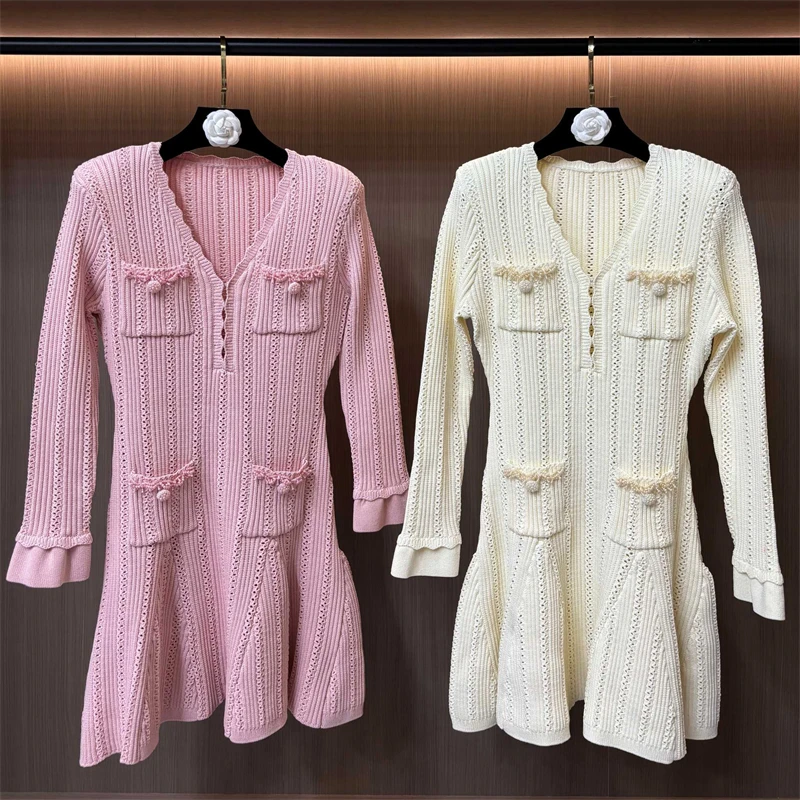 

2025 autumn and winterNew women's V-neck heavy nail beadLong sleeved knitted dress y2k high-quality fashionable casualMini skirt