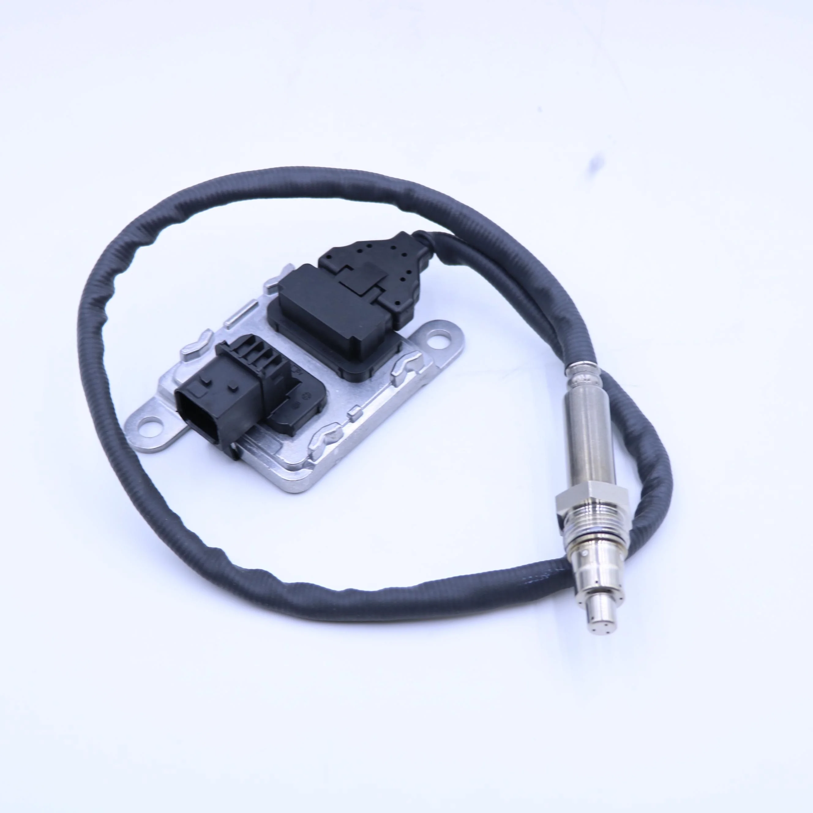 

Top Quality A0111531628 SNS743 Nitrogen Oxide Sensor, Suitable for Actros