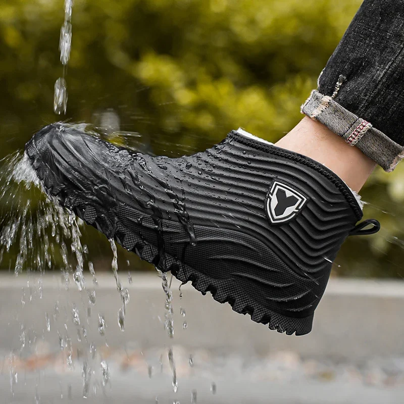 Warme Plüsch-Regenschuhe für Herren, Winter, rutschfest, wasserdicht, Outdoor-Wasserschuhe, Mode, Joker, Jugend, lässig, Waten, Camping, Regenstiefel
