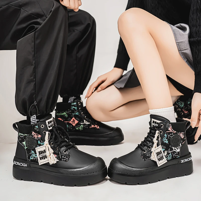 Sepatu Boots Pria 2025 Hiking Desain Retro Outdoor Pria Sepatu Kasual Pria High Tops Hiking Print Sneakers Bota Motociclista