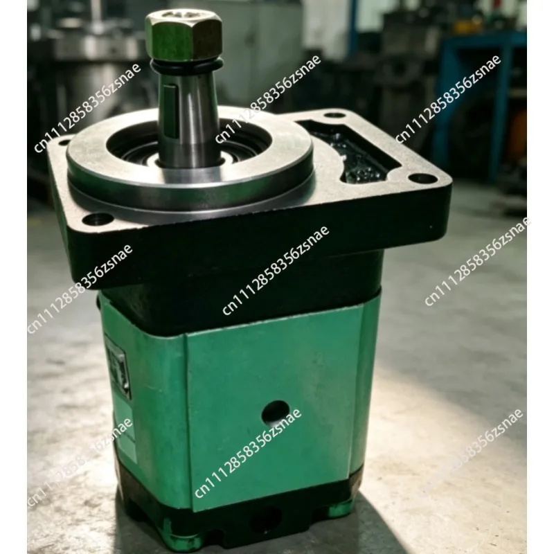 Applicable to XCMG paver original gear pump, hydraulic motor assembly, sealed repair kit, paver accessories