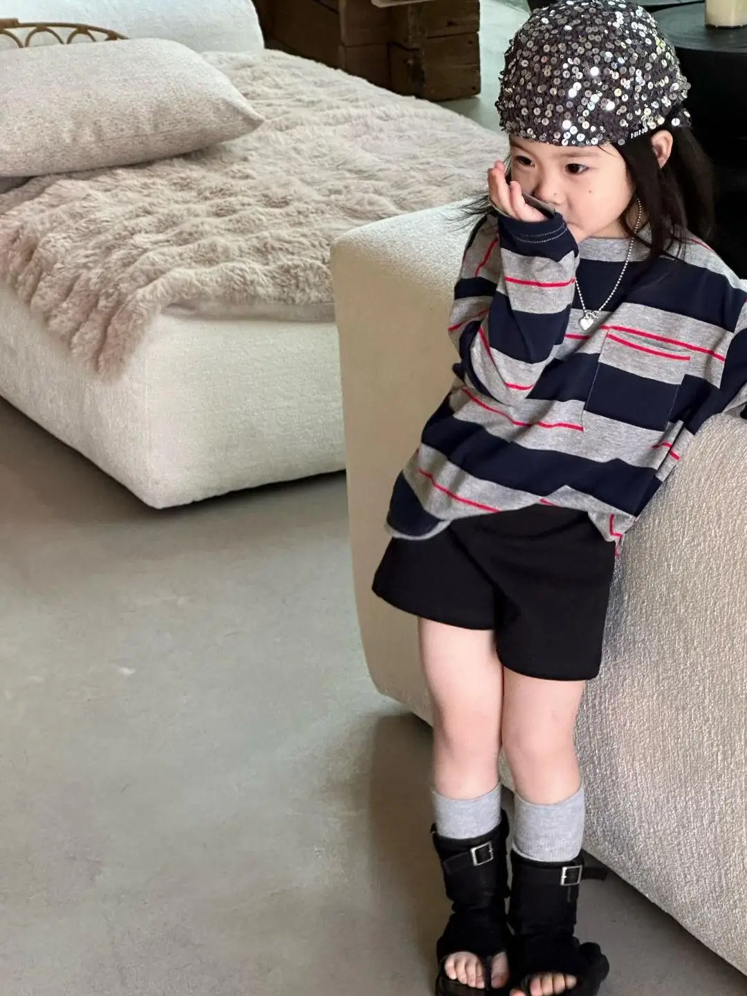 

Весенний комплект 2026: женский комфортный свободный повседневный топ с длинным рукавом в полоску и шорты, модная универсальная одежда из смесового хлопка