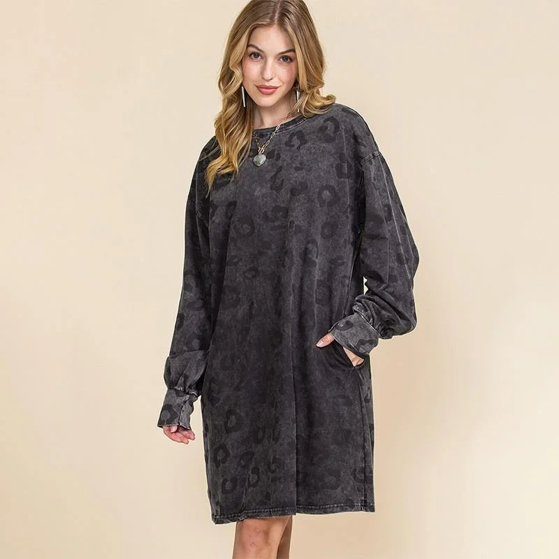 เสื้อผ้าลายเสือดาวเรียบง่าย แขนยาว สไตล์ลำลอง ทรงหลวม เสื้อผ้าผู้หญิง ความยาวปานกลาง เสื้อผ้าฤดูใบไม้ผลิ เอวสูง ผ้าฝ้าย ทรงกระบอก แขนทรงกระบอก เสื้อทรงเอ