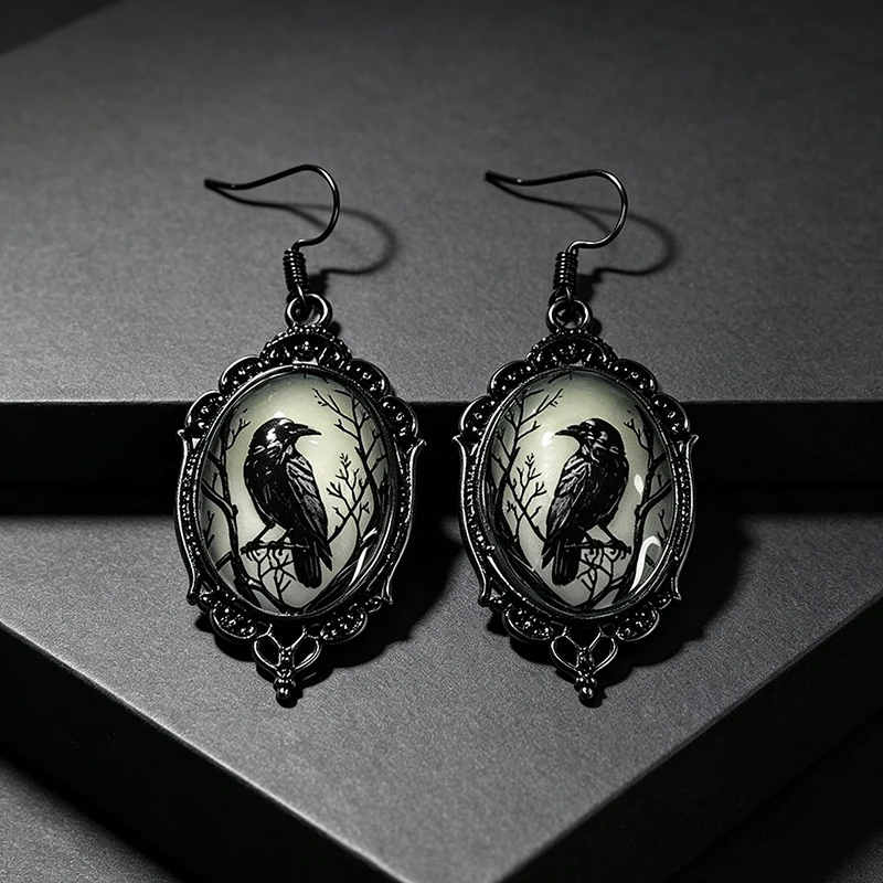 Gotische leuchtende Fledermaus-Krähen-Glas-Ohrhänger, Vintage-Schmuck aus schwarzem Metall für Damen, Halloween-Party-Accessoire – Detail 6
