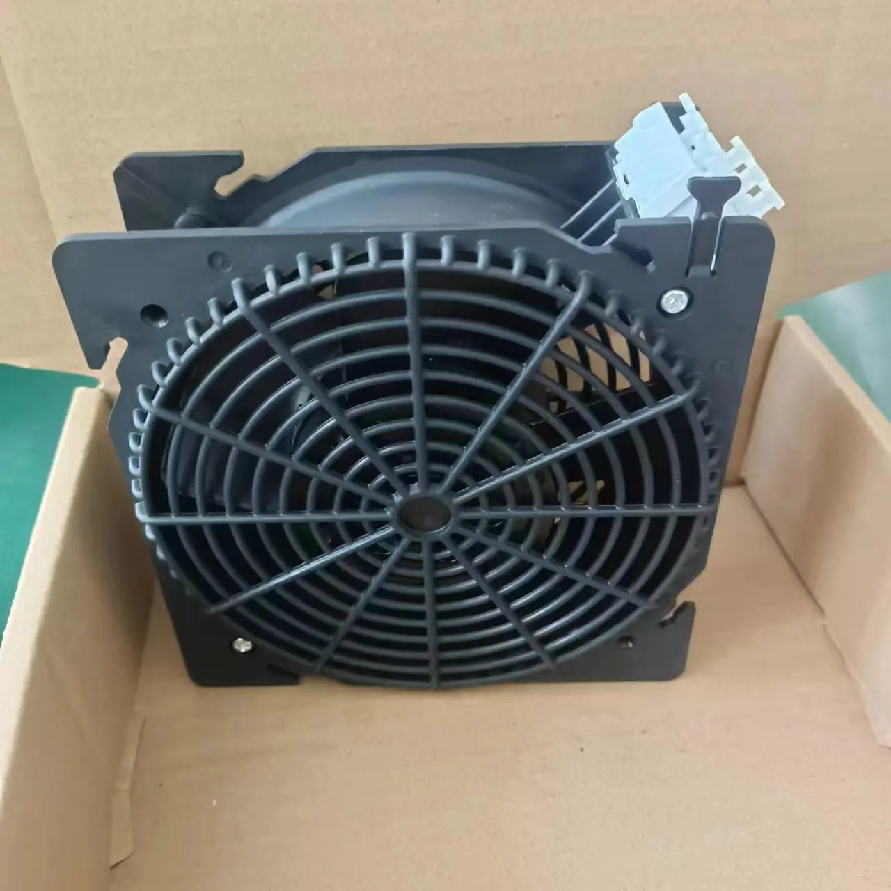 

DV4600-492 115V DV4650-470 230V FAN 100% new and original