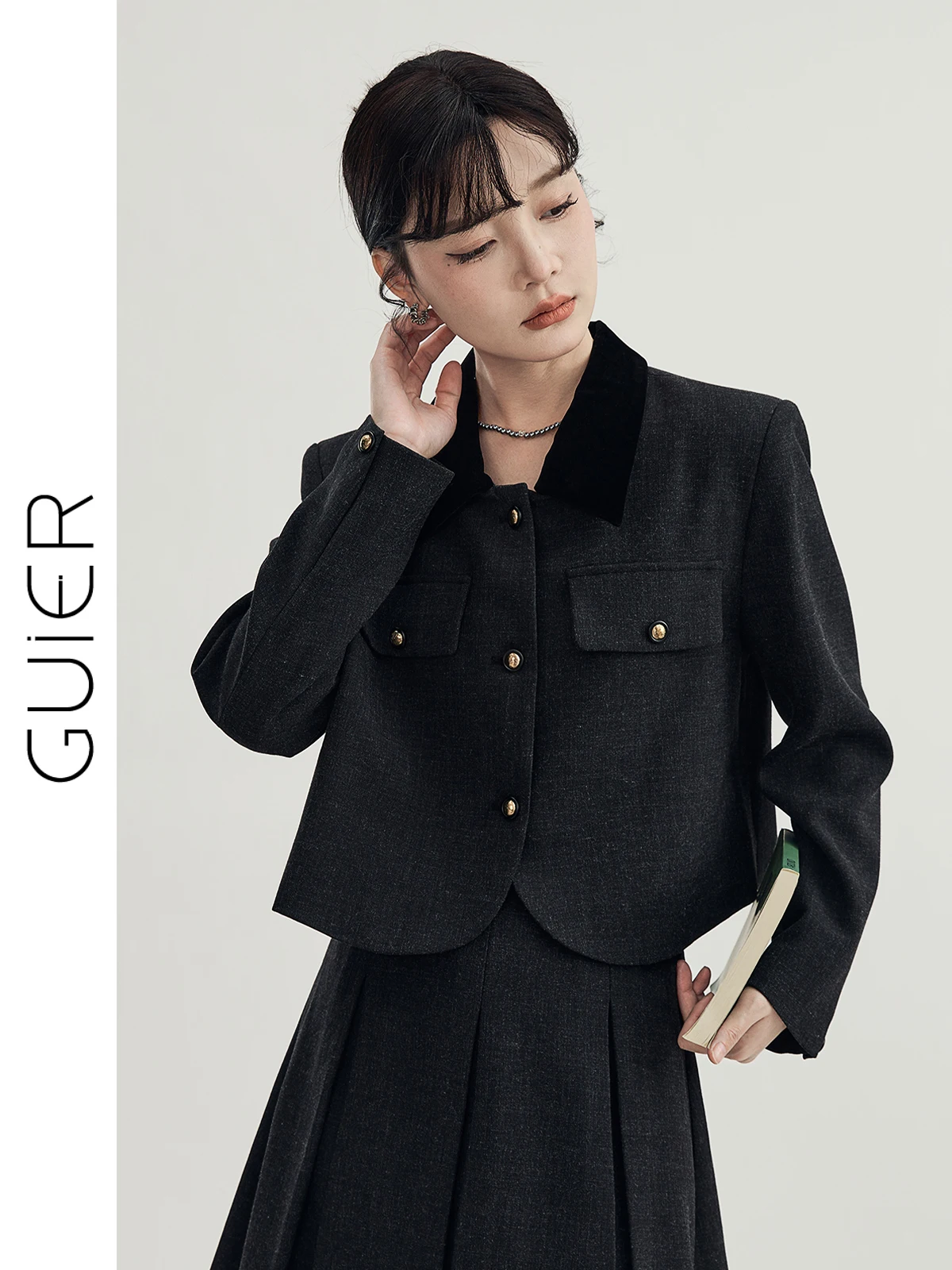 

Женская стеганая куртка Guier Retro Sle из весенней коллекции 2025 года с отложным воротником, модный элегантный топ