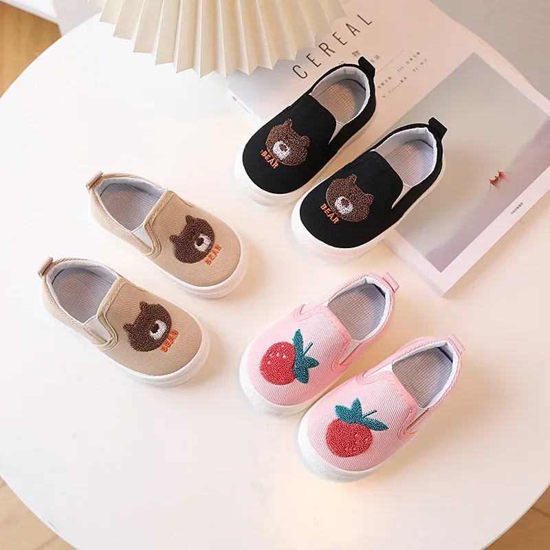 Children Canvas Shoes Cartoon Bear Kids Shoes Slip-on Breathable Boys Sneakers Lightweight Casual Girls Shoes Tenis Infantil