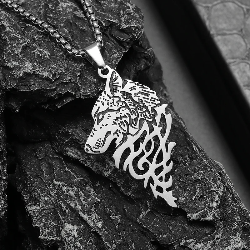 Retro Nordic Celtic Wolf Animal Stainless Steel Pendant Direwolf Head Necklace Suitable for Men Fashion Casual Charm Jewelry