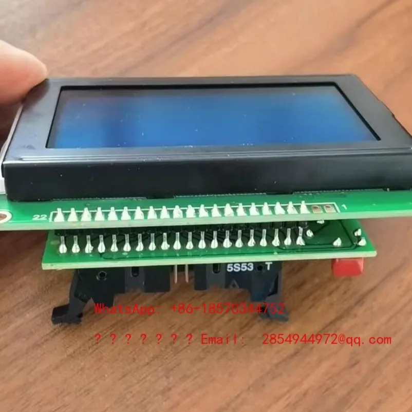 schermo-lcd-display-della-serie-automatica-a-tensione-costante