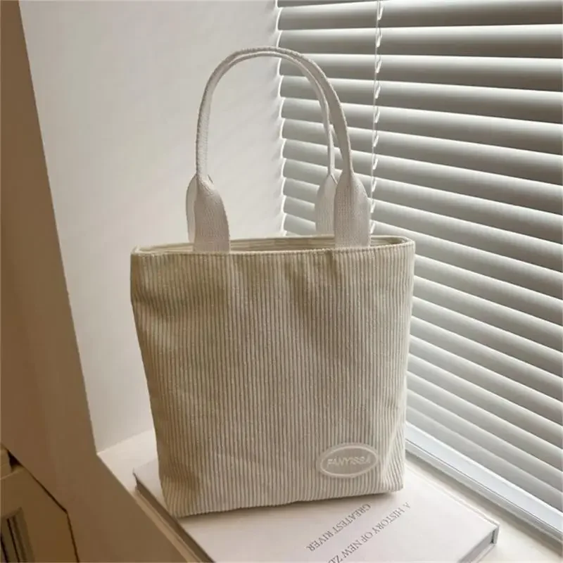 X90D Corduroy Lunch Bag Handbag For Students Office Workers And Fashion Enthusiasts