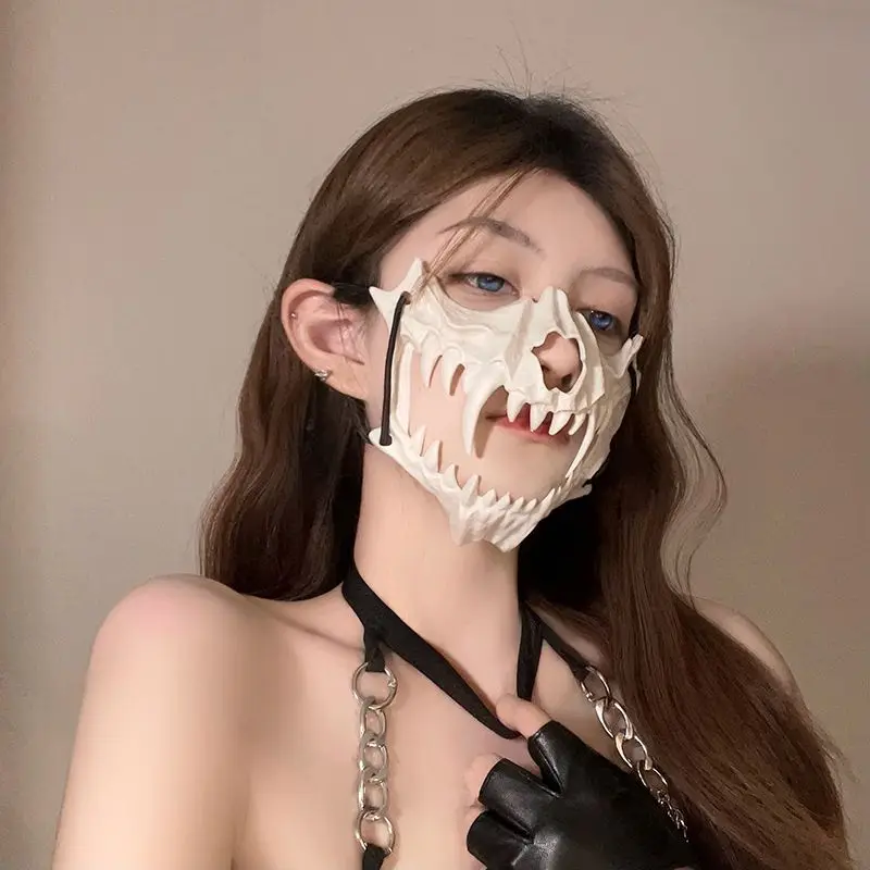 Halloween Decoration Masks, Women's Half-face Masks, Multiple Options for Cosplay Face Masks, for Parties and Gatherings