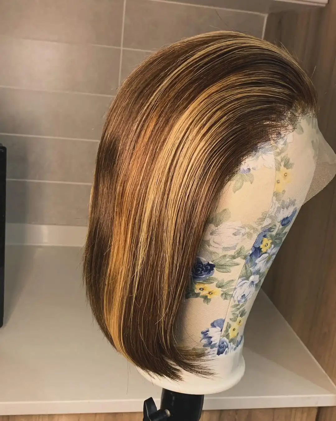 Gerade 13X4 Bob Honig Blonde Spitze Vorne Perücke Echthaar Perücken Highlight Pre Gezupft Transparente Spitze Frontal Perücke Für Frauen 4/27