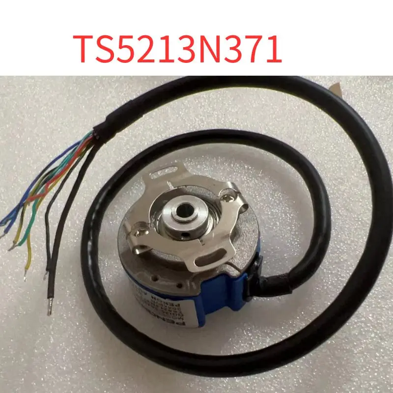 Brand New TS5213N371 OIH35-2048C/T-L3-5V encoder