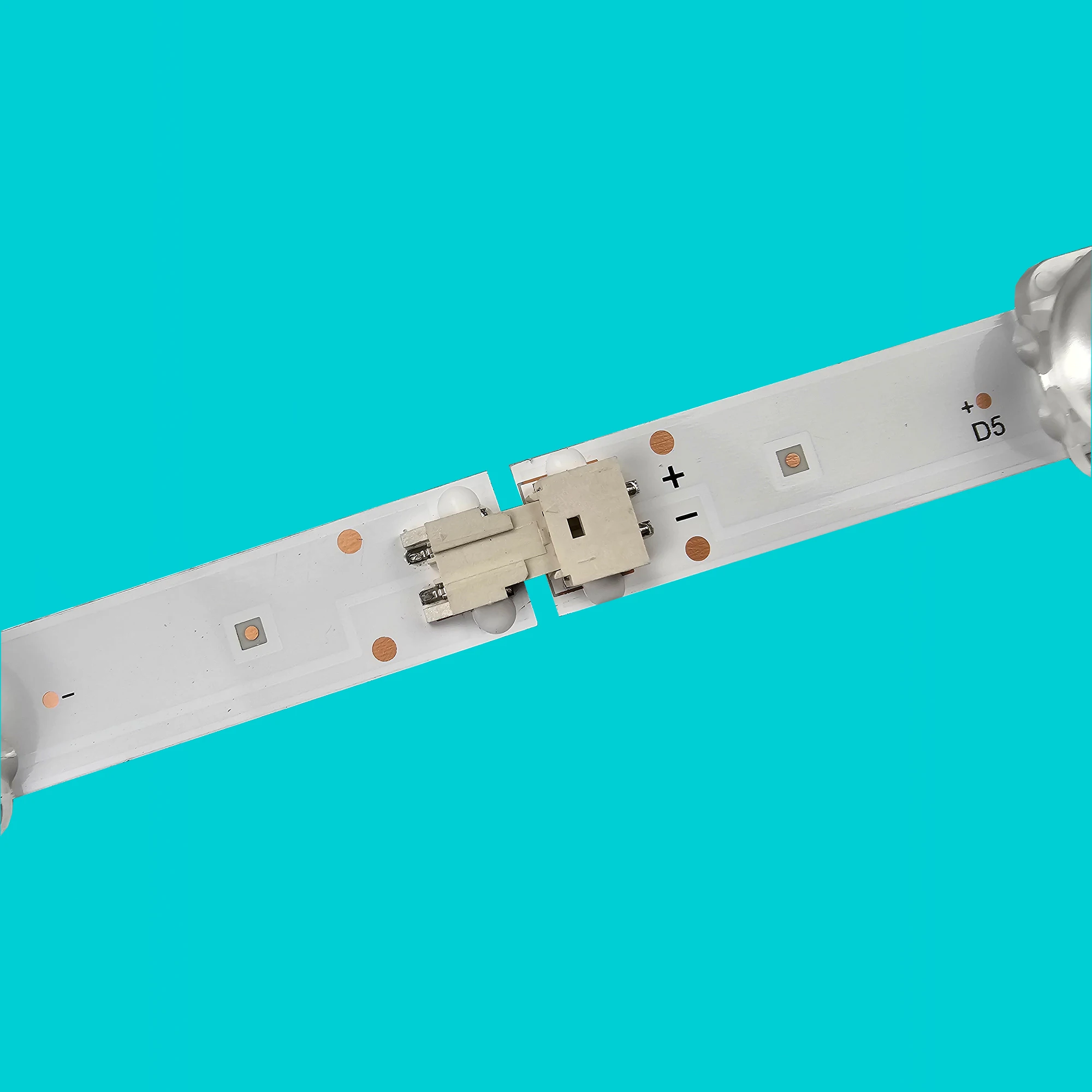 

LED BackLight Strip For LB39601 V0 40H5G 40AE5000F 40A5600FTUK 40A4HV 40H5500G JHD396X1F01-TXL1 JHD396X1F01 SVH396A03