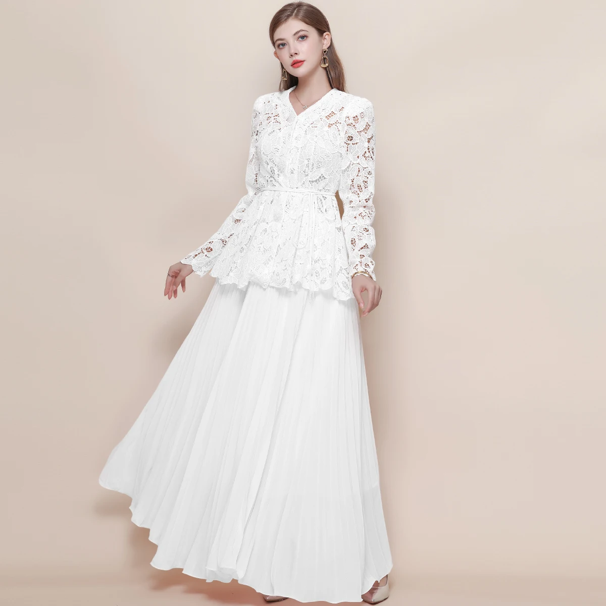 بدلة تنورة للنساء موضة نحيفة من الدانتيل بأكمام طويلة ورقبة على شكل حرف v مفرغة برباط على شكل حرف a بدلة تنورة نسائية طقم مكون من قطعتين Q1934 #2