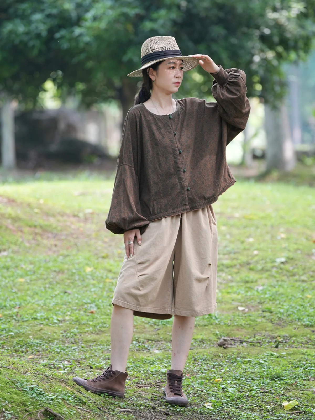 

Женская повседневная рубашка из чистого хлопка с круглым вырезом, на пуговицах, винтажная, с цветочным принтом, свободного кроя, с длинным рукавом, премиум-качества