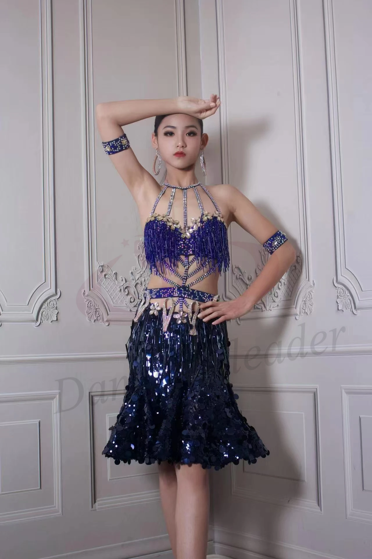 Concorso di danza latina Abito da donna con strass per performance di samba, catena in vita personalizzata di fascia alta, perline blu, nappa