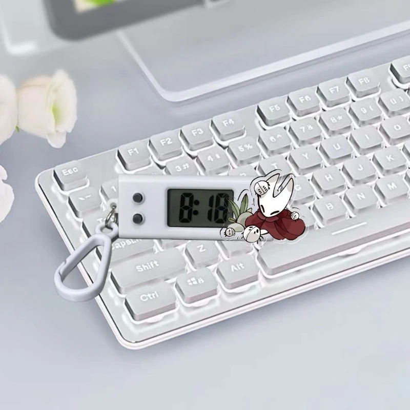 สินค้าอนิเมะการ์ตูน Hollow Knight ใหม่ นาฬิกาอิเล็กทรอนิกส์เงียบ ทันสมัยและสร้างสรรค์สำหรับนักเรียน นาฬิกาอิเล็กทรอนิกส์แบบติดกระเป๋า