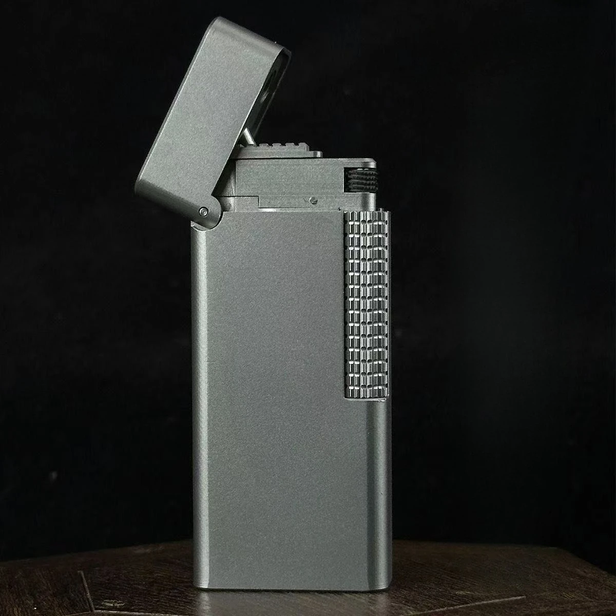 

Precision CNC Titanium Alloy Side Sliding Oil Cigarette Lighter Ultra-Light (56g) Compact Durable & Portable for Outdoor U