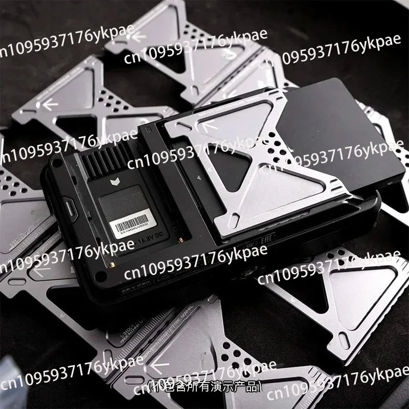 Lunch box No. 3 aluminum alloy heat dissipation hard disk box is suitable for 2.5-inch SSD card sleeve