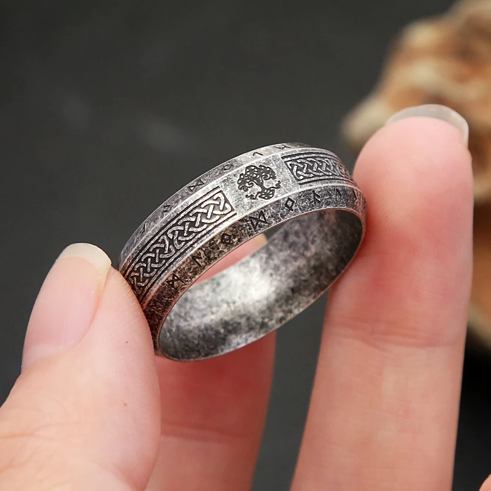 Fashion Vintage Nordic Tree of Life Ring for Men Women Stainless Steele Viking Rune Rings Biker Amulet Jewelry Gift Wholesale
