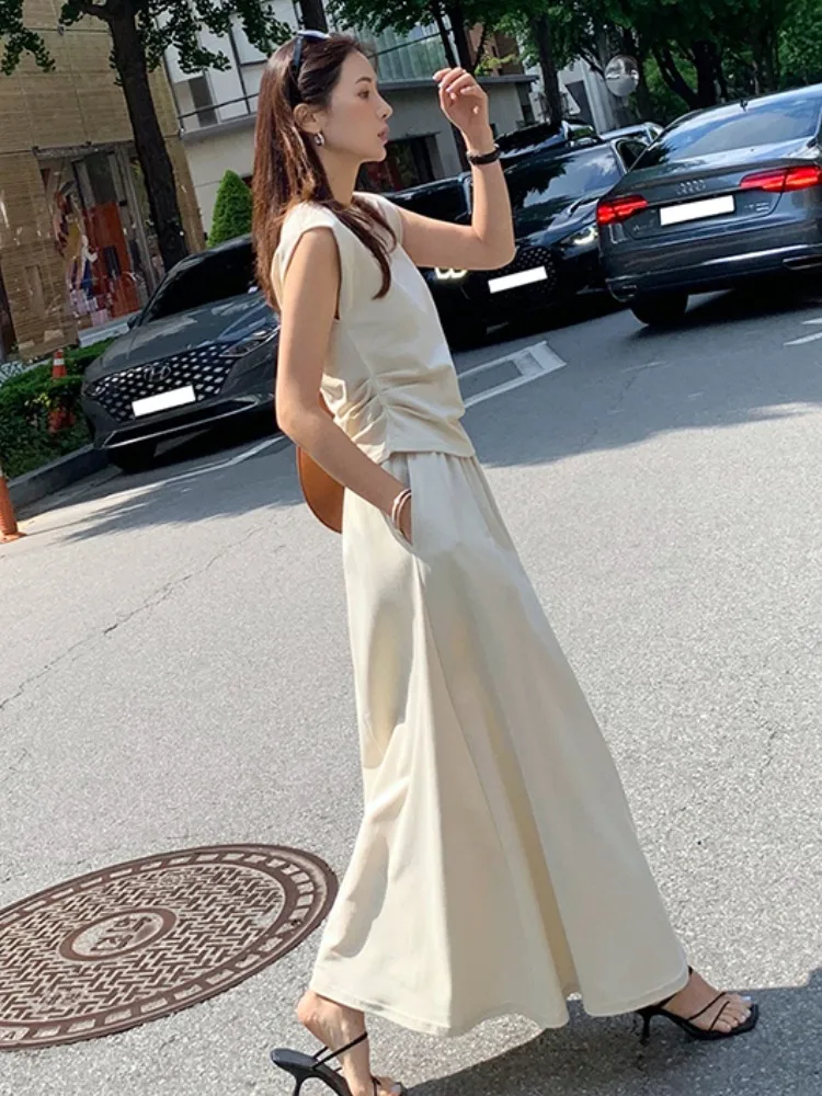 Slimming High Waist A-Line  Skirt And Tank Top Two-Piece Set Chic Summer Folded Versatile Commute Sle Medium Softn