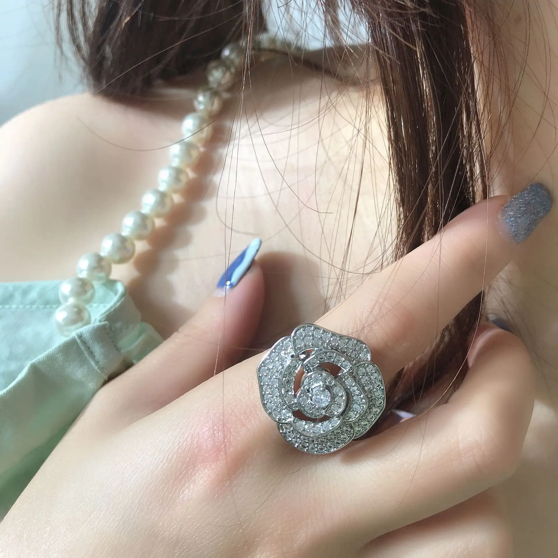 Y&Y Bright luxury niche three piece set camellia full of zircon ring temperament girl earrings