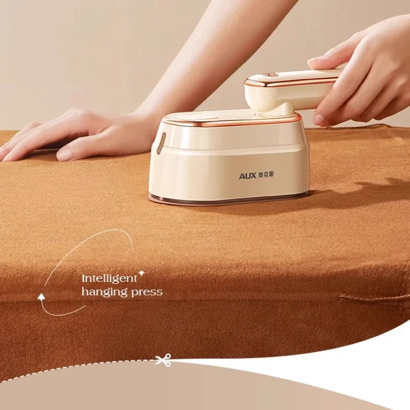 Handheld Hanging Iron: Household Small Portable Steam Ironing Artifact (Dormitory New Style)