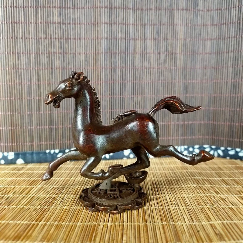 

Antique Copper Old Money Immediately Flies and Horses Gallop Chinese Zodiac Horse Home Office Decorations Tea Ornaments Table-To