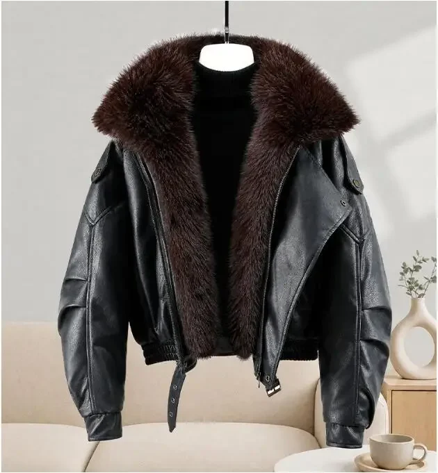 2026 High-quality Leather Jacket New Women's PU Black Leather Coat Winter Fur Collor Short Puffer Parkas Fur Outwear