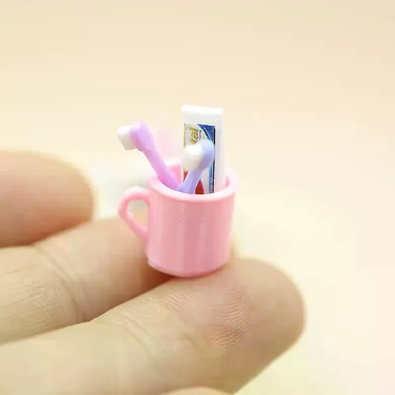 1 Set Doll House Furniture Accessories Toy 1/12 Dollhouse Miniature Mini Cup Toothpaste Toothbrush