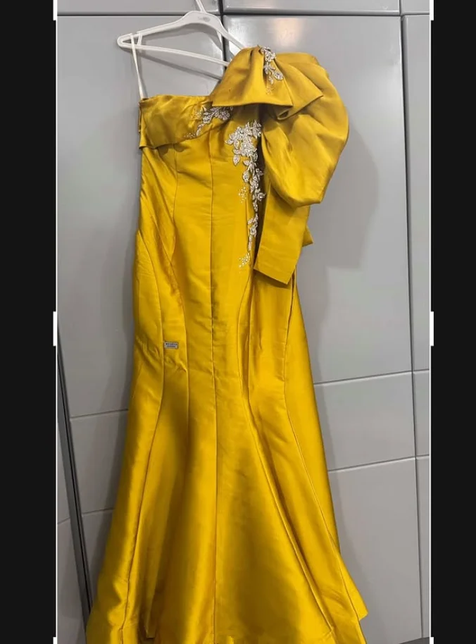 Gold Long Mermaid Prom Formal Dresses With Ribbon One Shoulder Crystal Applique Saudi Evening Gown Pastrol Unis customsized