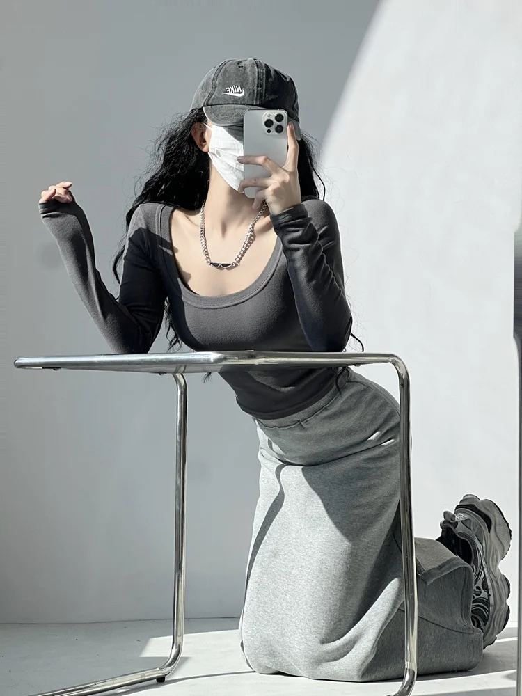 قميص نسائي ضيق بأكمام قصيرة وياقة على شكل حرف U للربيع والخريف، تي شيرت أحمر بأكمام طويلة مرن ومريح وناعم للارتداء اليومي