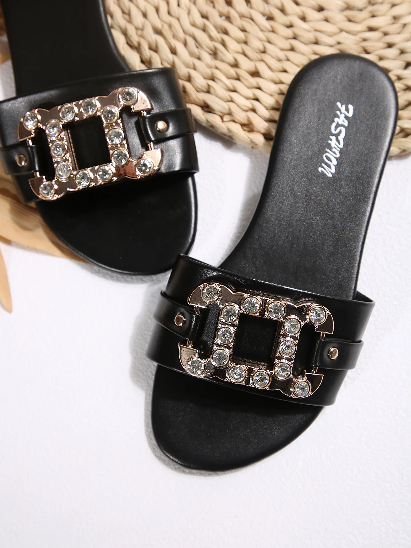 Modische Damen-Flachpantoffeln, Strass-Verzierte Einfarbige Offene Zehenpartie mit Metallschnalle für Tägliches Pendeln und Outdoor-Aktivitäten – Detail 5
