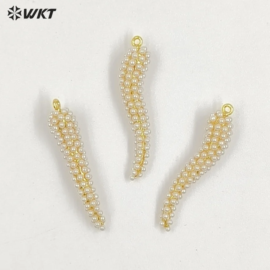 

WT-MP317 2025 WKT New Style Lovely Irregular Shape Yellow Brass With Artificial Pearl Pendant For Women Special Jewelry