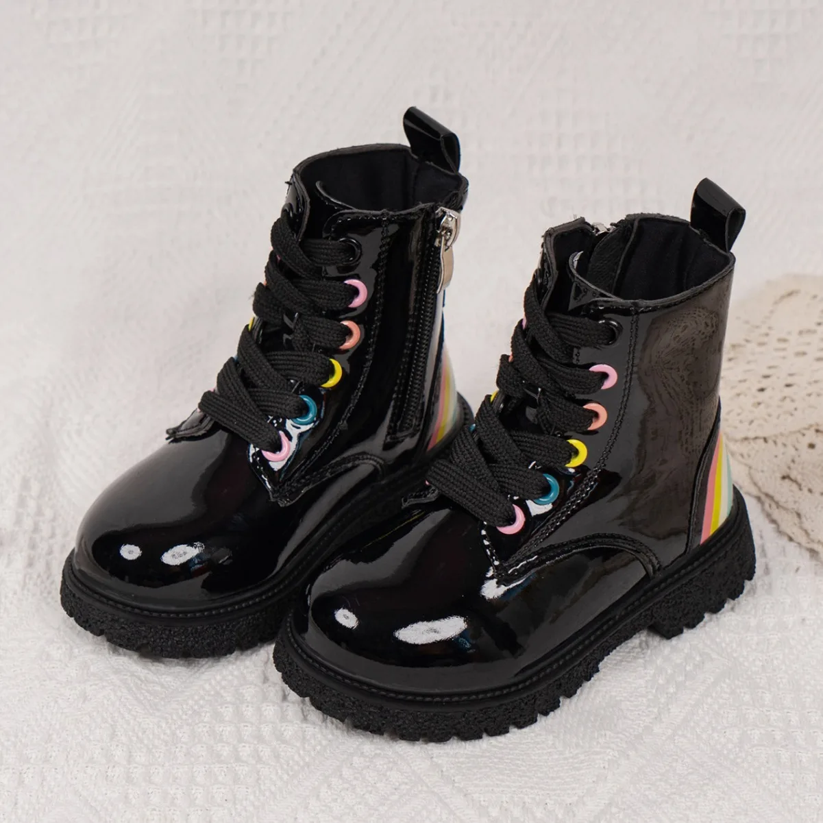 

Kids Fashion Boots for Boys Girls 2024 Autumn Winter New Rainbow Color Rubber Boots Zipper Children Ankle Boots Black Glossy