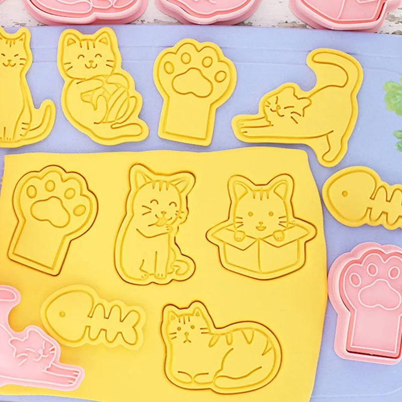 8Pcs/Set Cat Biscuit Mold Cat Claws Fish Shape Cookie Cutter Stamp Fondant Cake Decoration Tools 3D Plastic Baking Tools