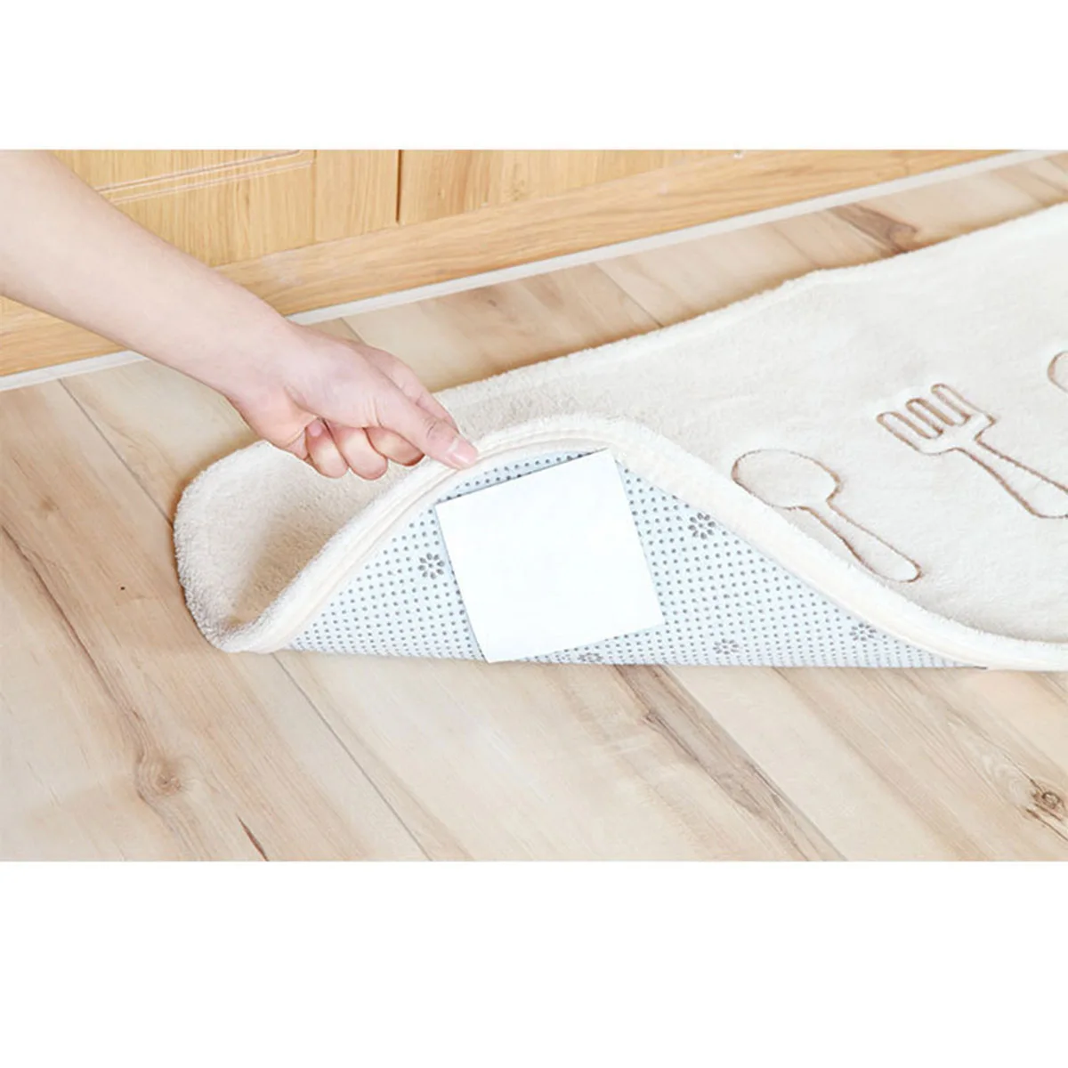 12pcs Anti Slip Rug Pads For Carpet Non-Slip Floor Mat Sticker Gripper Tape Corner Fixer Holders No Residue Easy Install Home