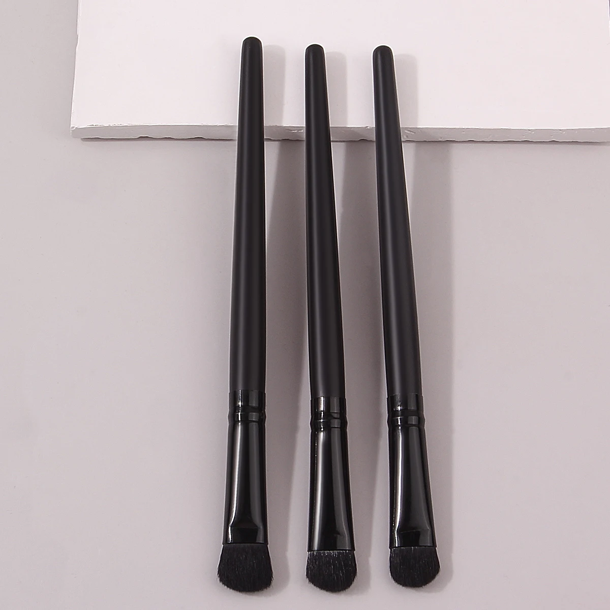 Pinceau de maquillage avec manche en bois en forme de flamme de haute qualité, brosse à haute brillance, outil de maquillage pour le visage doux et polyvalent 6 pièces