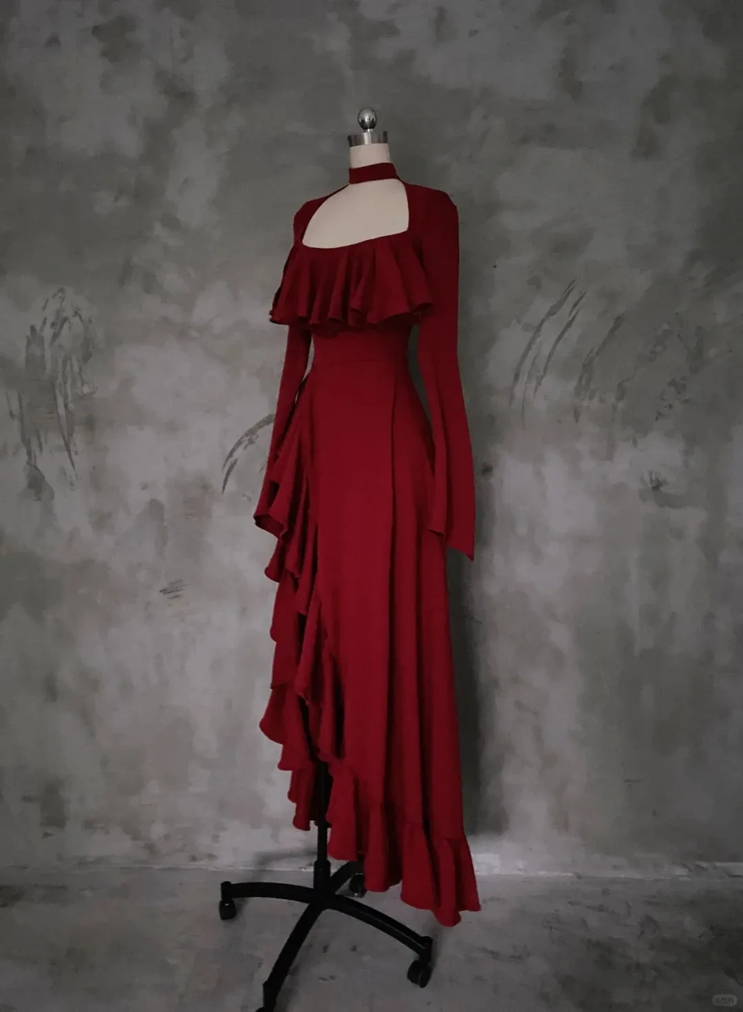 Spring Red Vintage Elegant Dress Women Flare Sleeve Designer Sweet Long Dress Female Ruffles Retro Princess Irregular Dress 2024