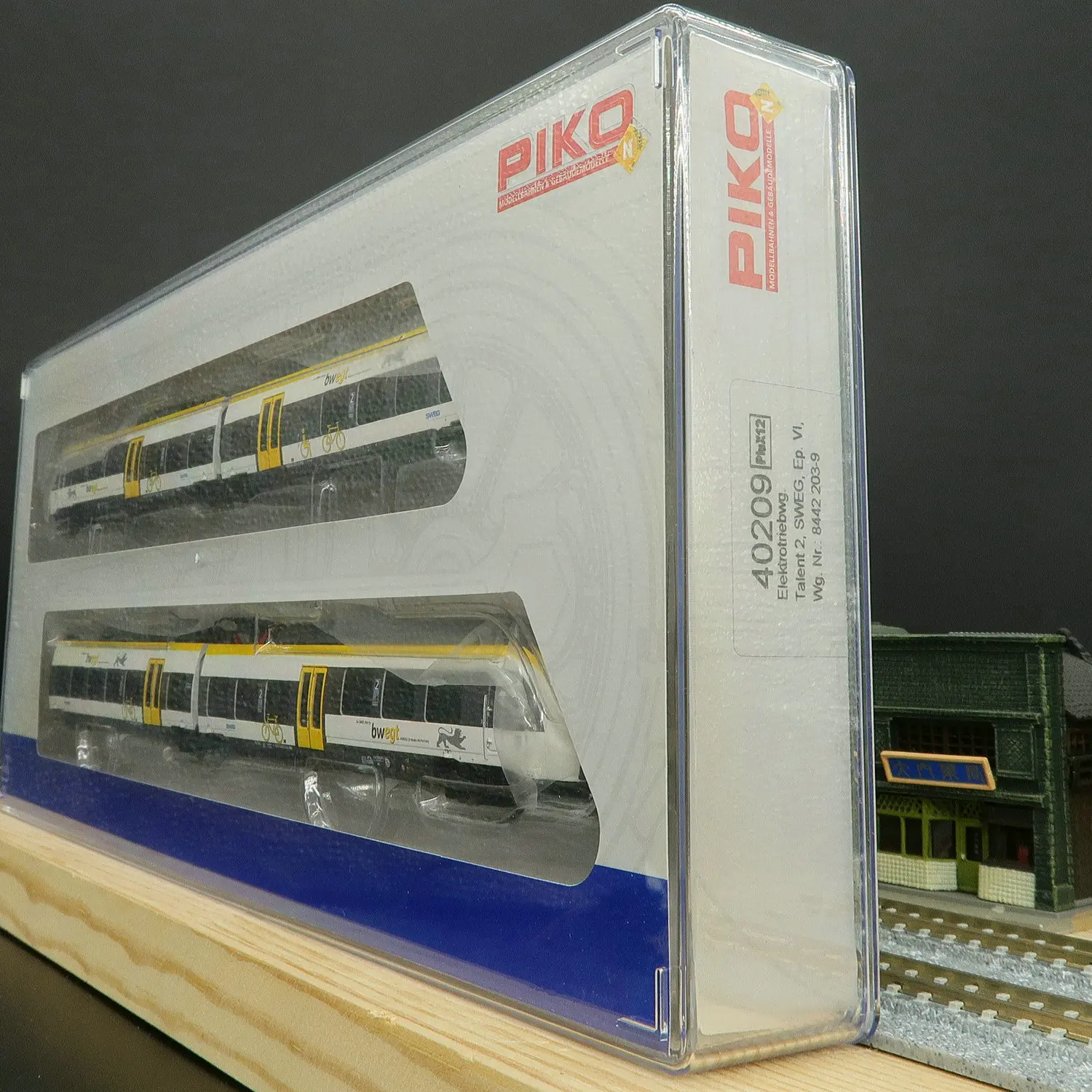 PIKO Train Model N Type 1/160 40209 TALENT2 Intercity Train DC Version Four Section Train Toy Set