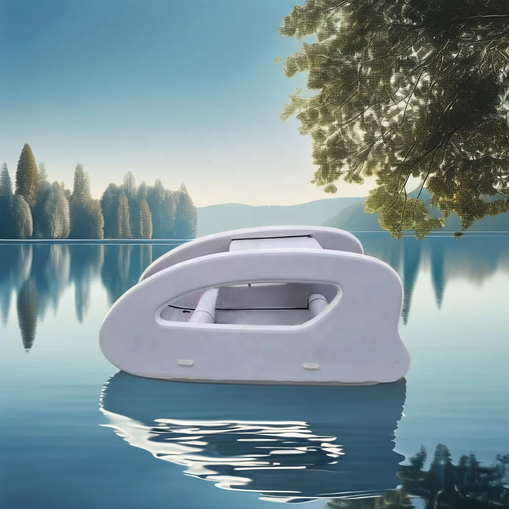 New inflatable yacht houseboat outdoor yacht solar perpetual motion yacht sea vacation