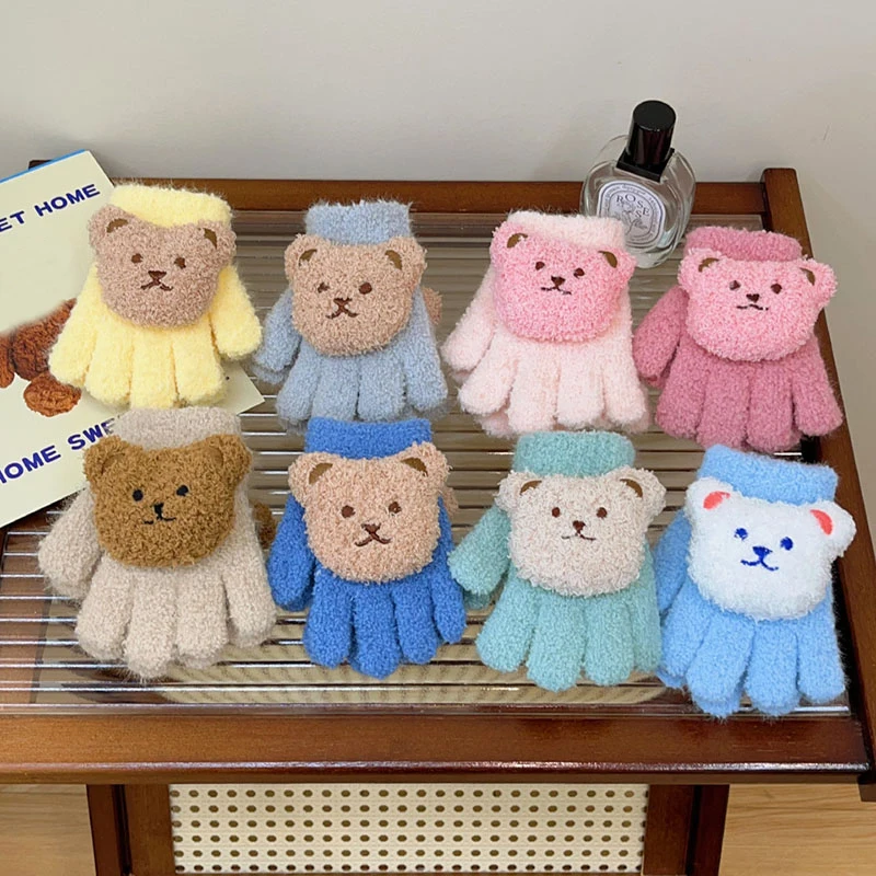 ถุงมือเด็กน่ารักลายหมี ถุงมือไหมพรมหนานุ่มสำหรับเด็ก ถุงมือถักสำหรับเด็กอนุบาล อุปกรณ์กันหนาวสำหรับเด็กอายุ 1-3 ปี ถุงมือห้านิ้วสำหรับเด็ก